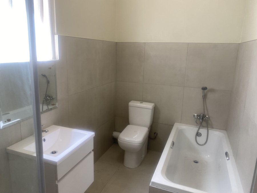 9 Bedroom Property for Sale in Zonnebloem Western Cape